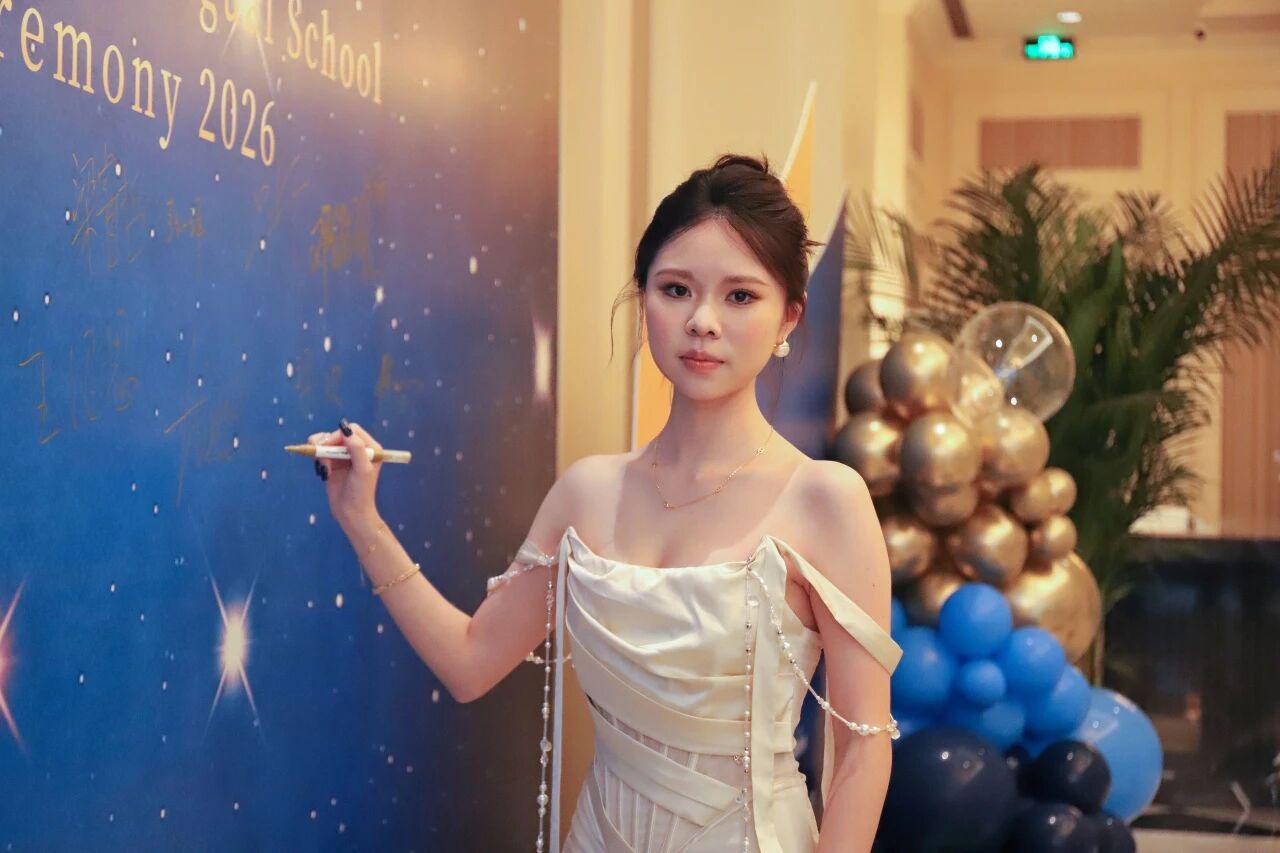 毕业生故事 | 尤乐恩：听力满分选手上线！深耕商科、高度自律的她斩获多国顶尖录取